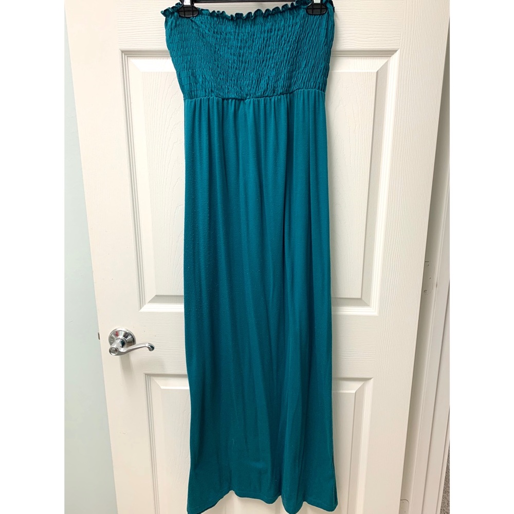 Light Blue/Teal Sleeveless Maxi Dress